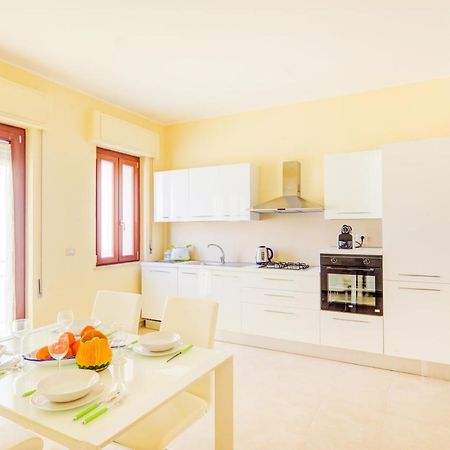 Domus Iose Seaview Apartment Syracuse Bagian luar foto