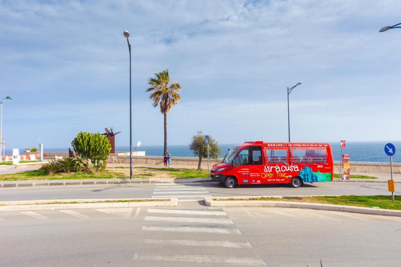Domus Iose Seaview Apartment Syracuse Bagian luar foto